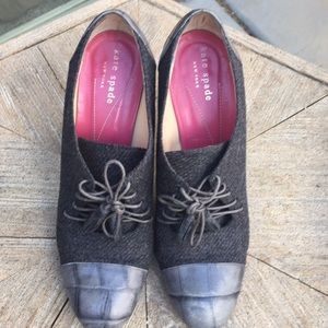 KATE SPADE BOOTIES. GREY